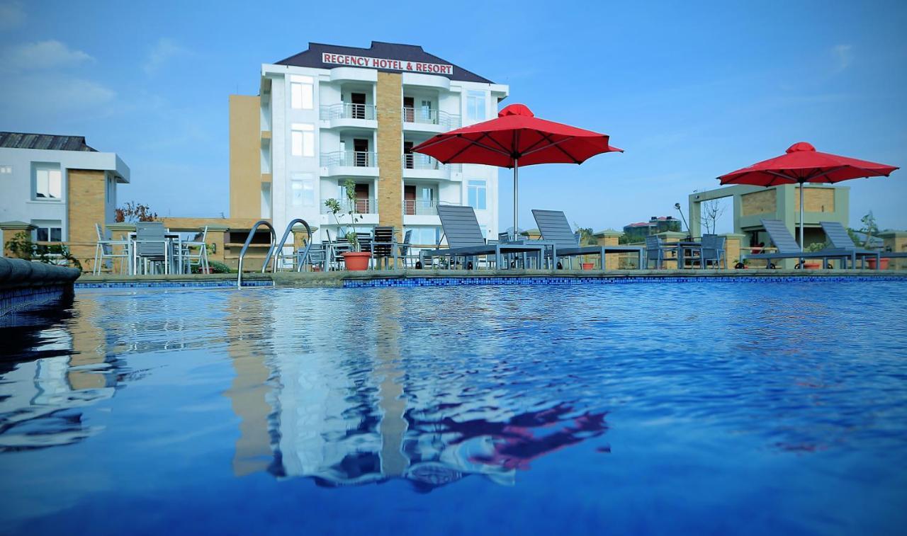 Regency Resort Singida Luaran gambar