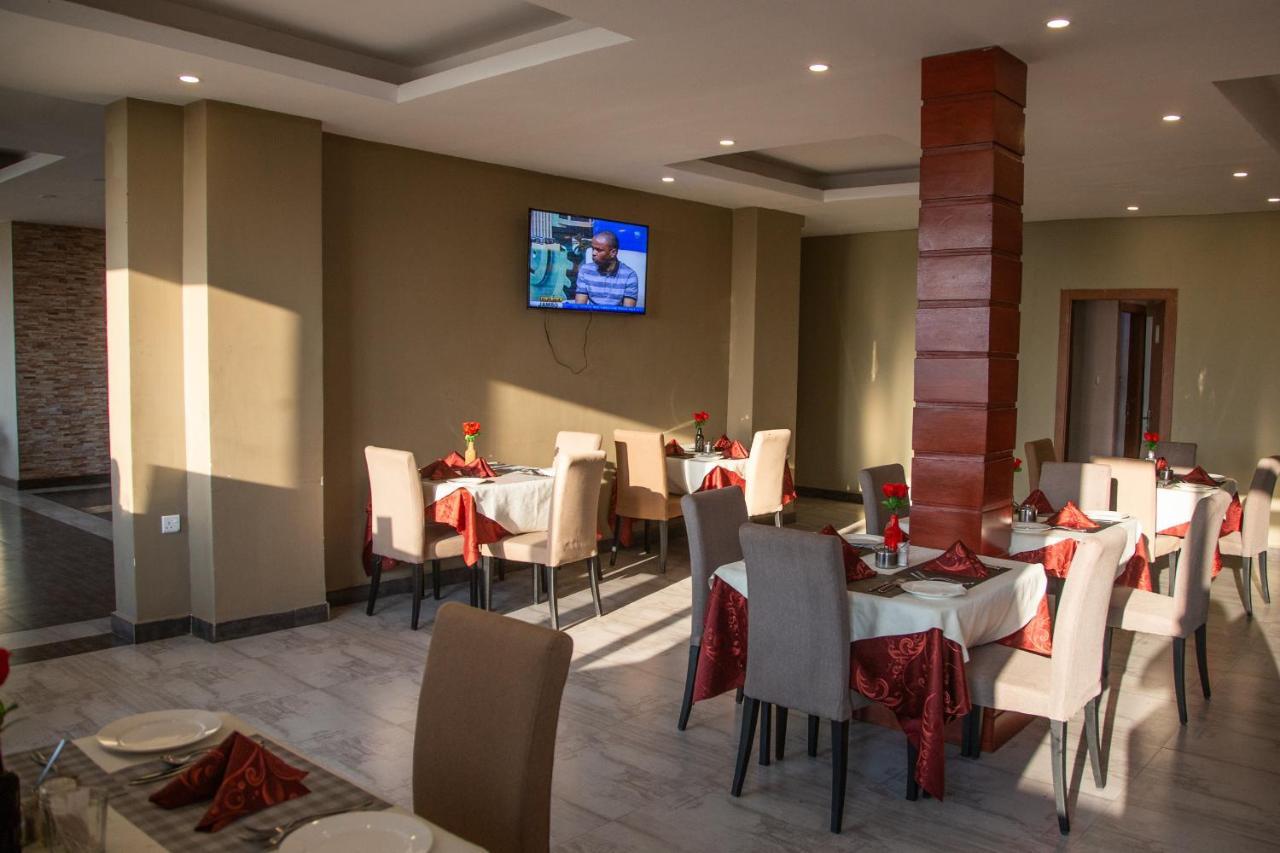 Regency Resort Singida Luaran gambar
