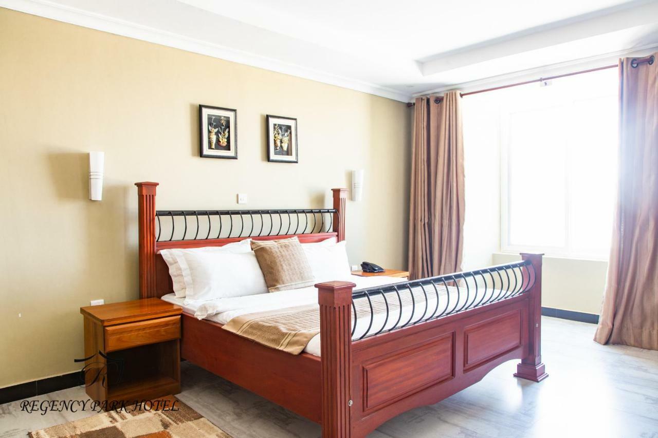 Regency Resort Singida Luaran gambar