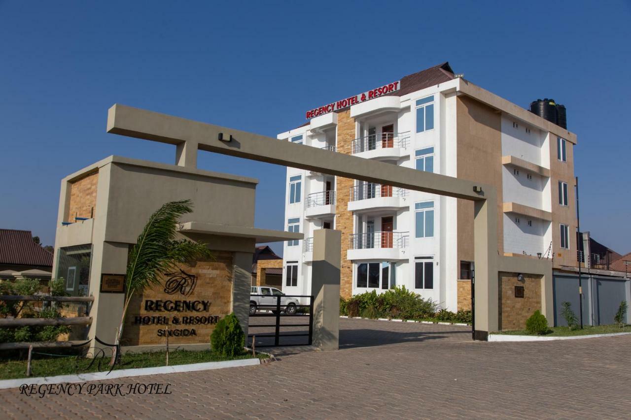 Regency Resort Singida Luaran gambar
